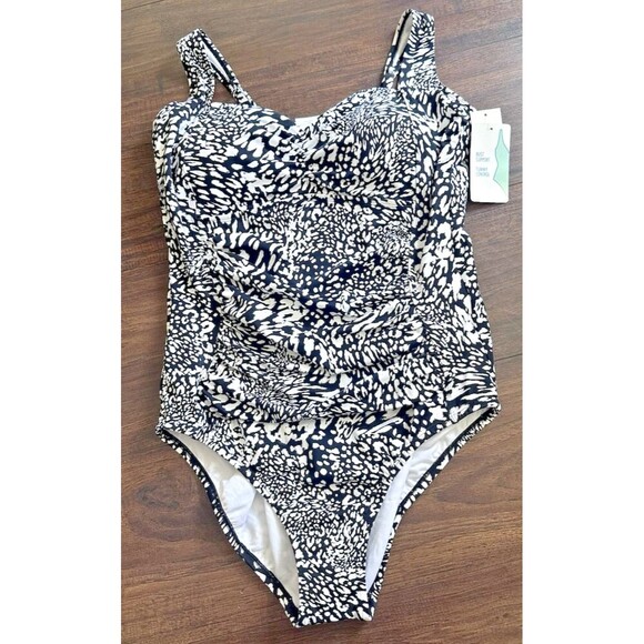 Swim Solutions Women's Printed Ruched-Front One Piece Swimsuit Black & White 18 - Picture 4 of 9
